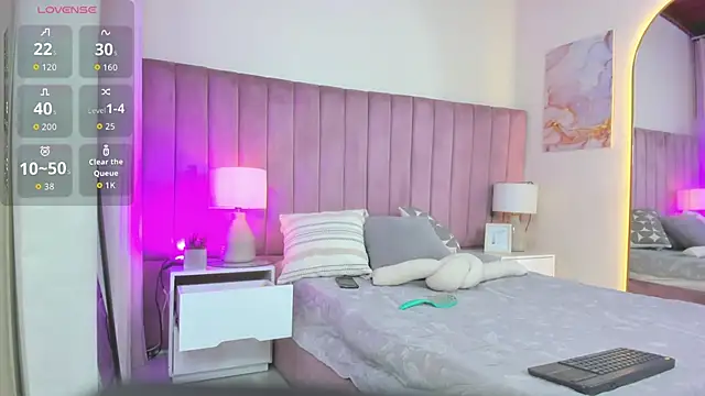 Snapshot of Valentino_moretti chatting on March 2026 11:40:01 AM Valentino moretti online show from March 2026 11:40:01 AM