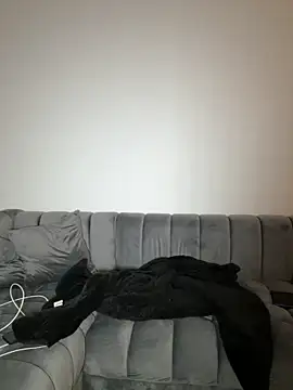Drekacakez online show from May 2026 10:53:02 AM