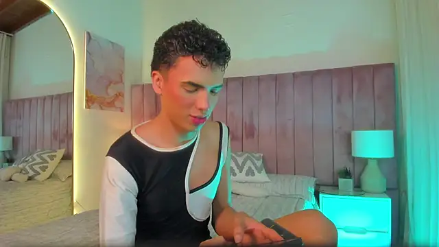 Seab trooy online show from January 2026 11:21:01 PM