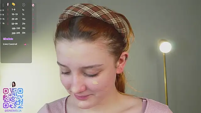 Snapshot of AmelieSeductress chatting on January 2026 01:36:01 PM AmelieSeductress online show from January 2026 01:36:01 PM