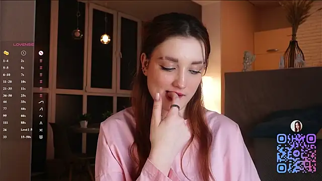 Snapshot of AmelieSeductress chatting on February 2026 05:19:01 PM AmelieSeductress online show from February 2026 05:19:01 PM