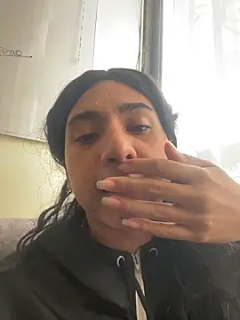 Hopemoretti online show from March 2026 08:38:01 PM