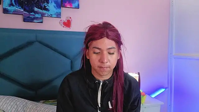 Hopemoretti online show from April 2026 09:27:01 PM