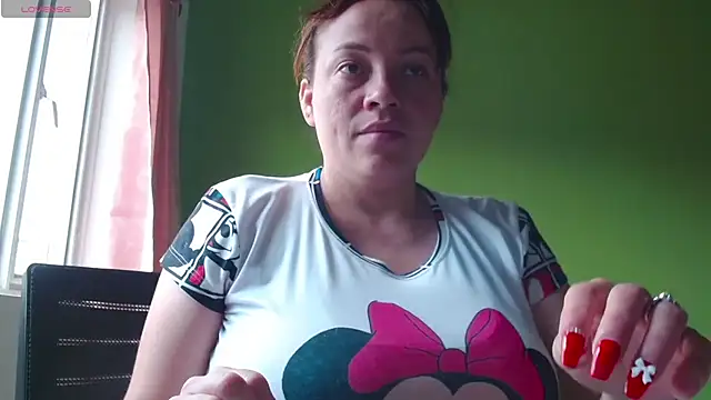 Snapshot of Rouse_hot_ chatting on April 2026 06:21:02 PM Rouse hot online show from April 2026 06:21:02 PM