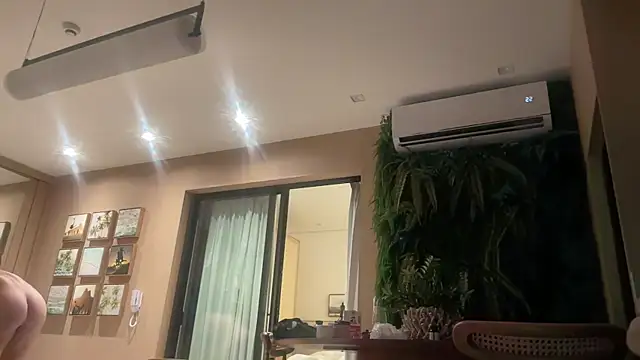 alex islivee online show from May 2026 09:55:01 PM