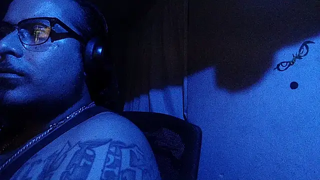 Snapshot of licknitright666 chatting on November 2025 10:03:02 AM licknitright666 online show from November 2025 10:03:02 AM