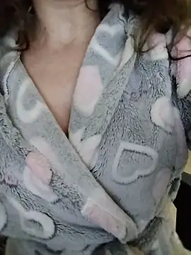 CrazyMaya39 online show from May 2026 09:42:02 PM