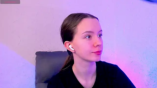 BellaVelure6767 online show from April 2026 02:40:02 AM