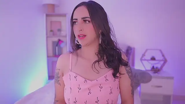 Snapshot of Enola_Holmes_ chatting on February 2026 12:42:02 PM Enola Holmes online show from February 2026 12:42:02 PM