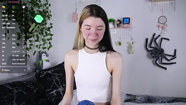 Emmie shy online show from November 2025 12:48:02 PM