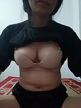 pitty mymi online show from July 2026 10:06:02 PM