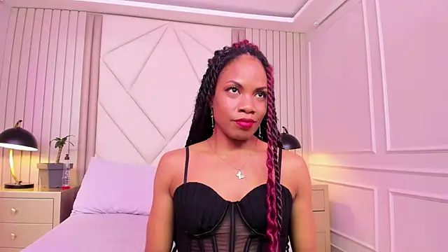 Snapshot of LailaDavidson chatting on January 2026 05:38:02 PM LailaDavidson online show from January 2026 05:38:02 PM