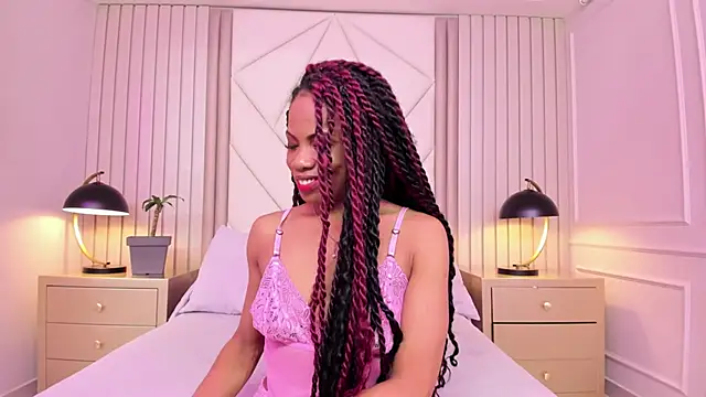 Snapshot of LailaDavidson chatting on January 2026 12:08:02 PM LailaDavidson online show from January 2026 12:08:02 PM