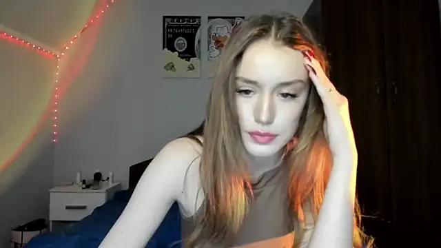 Snapshot of tinyglow chatting on December 2025 12:05:02 AM tinyglow online show from December 2025 12:05:02 AM