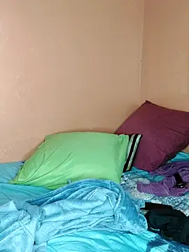 Naive618 online show from April 2026 11:32:02 PM