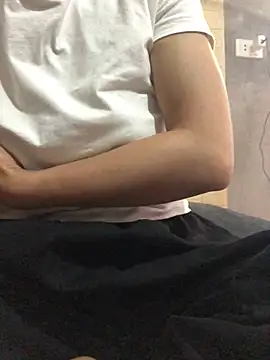 Trangbabylove online show from June 2026 03:44:01 AM