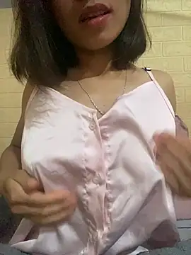 Trangbabylove online show from July 2026 02:20:02 AM