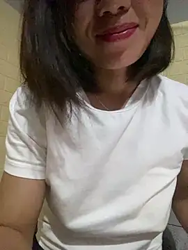 Trangbabylove online show from July 2026 08:38:01 PM