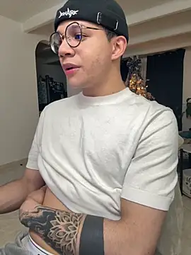 MarcoKostov online show from November 2025 02:43:02 AM