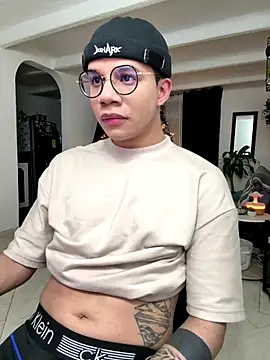 MarcoKostov online show from November 2025 02:44:02 AM