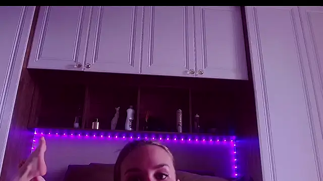 ArielEvans online show from July 2026 02:53:02 AM