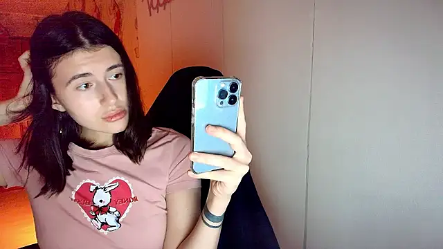 Snapshot of KristinaScott chatting on February 2026 04:11:02 PM KristinaScott online show from February 2026 04:11:02 PM