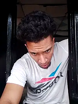 Rich Boy Activ online show from December 2025 06:03:02 PM