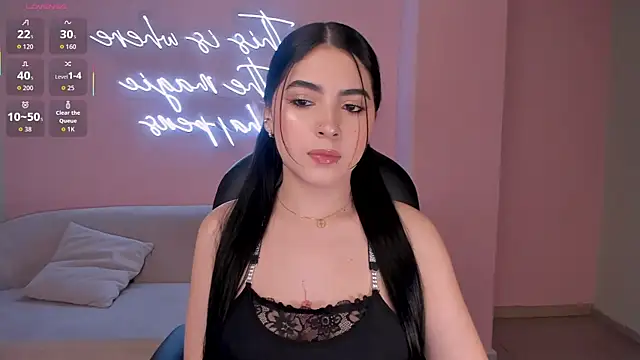 Snapshot of HaileyRoss_ chatting on July 2026 01:41:02 AM HaileyRoss online show from July 2026 01:41:02 AM