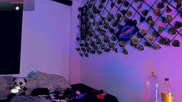 Anny Kiitty online show from May 2026 07:05:02 AM
