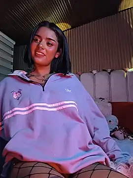 Milu carbajal x online show from July 2026 04:44:02 PM