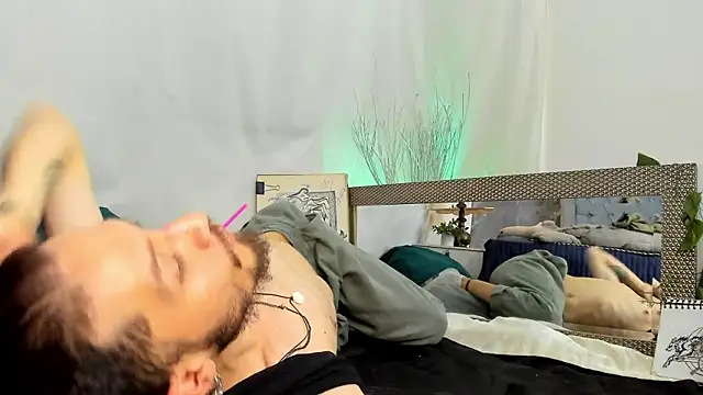 AngelDamianArt online show from February 2026 07:54:01 PM