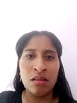 CarolinaNavas33 online show from March 2026 09:10:01 PM