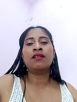 CarolinaNavas33 online show from March 2026 02:33:01 PM