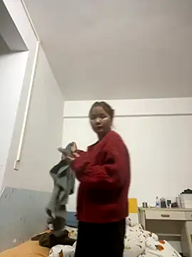 yiyi0316 online show from December 2025 05:31:02 PM