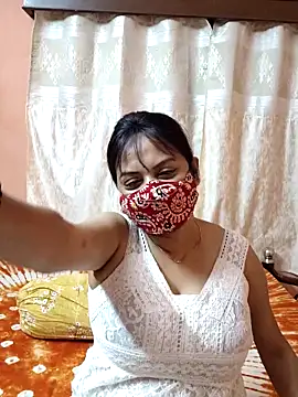 Cute-richa1 online show from February 2026 05:10:01 PM