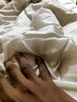 Snapshot of DesiAnita3693 chatting on November 2025 02:17:02 AM DesiAnita3693 online show from November 2025 02:17:02 AM