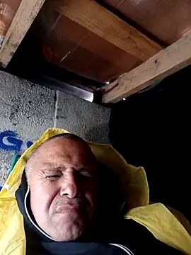 Snapshot of GIRTHMAN2000 chatting on November 2025 10:53:02 PM GIRTHMAN2000 online show from November 2025 10:53:02 PM