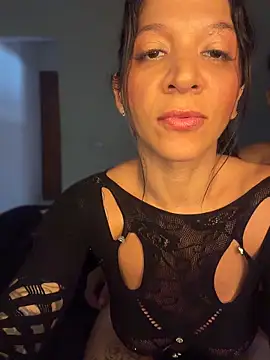 Snapshot of biadominatrix chatting on May 2026 04:04:02 PM biadominatrix online show from May 2026 04:04:02 PM