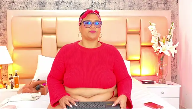 Snapshot of SelennaCooper chatting on January 2026 11:48:02 AM SelennaCooper online show from January 2026 11:48:02 AM