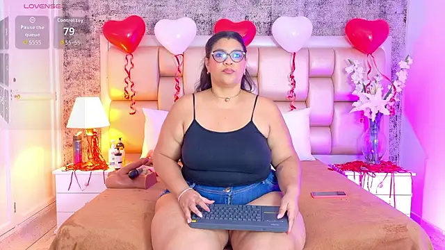 Snapshot of SelennaCooper chatting on February 2026 11:50:01 AM SelennaCooper online show from February 2026 11:50:01 AM