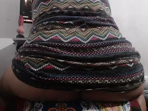 Snapshot of Liz_dark_secret chatting on December 2025 08:41:02 AM Liz dark secret online show from December 2025 08:41:02 AM