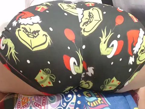 Snapshot of Liz_dark_secret chatting on December 2025 11:50:01 AM Liz dark secret online show from December 2025 11:50:01 AM