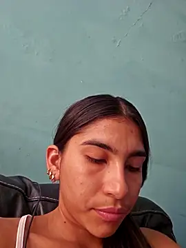 Snapshot of skinnyrox chatting on March 2026 07:42:02 PM skinnyrox online show from March 2026 07:42:02 PM