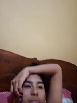 Snapshot of skinnyrox chatting on April 2026 02:50:02 AM skinnyrox online show from April 2026 02:50:02 AM