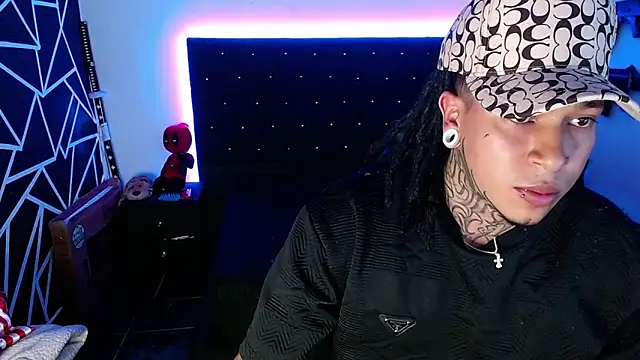 Snapshot of Zero-X9 chatting on February 2026 08:59:02 PM Zero-X9 online show from February 2026 08:59:02 PM