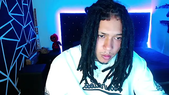 Snapshot of Zero-X9 chatting on February 2026 10:10:02 PM Zero-X9 online show from February 2026 10:10:02 PM