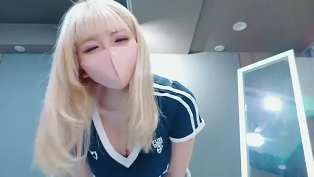 Snapshot of niko-jpn chatting on February 2026 12:08:01 PM niko-jpn online show from February 2026 12:08:01 PM