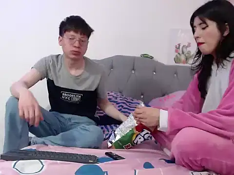 NAOMI-SENSUAL online show from November 2025 02:22:02 AM