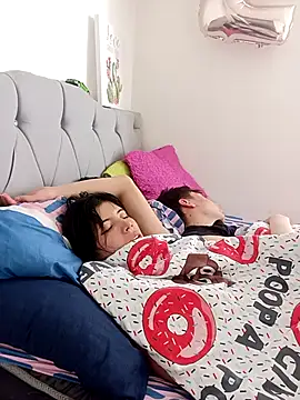 NAOMI-SENSUAL online show from November 2025 03:03:02 PM