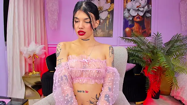 YasminWild online show from December 2025 04:17:02 AM